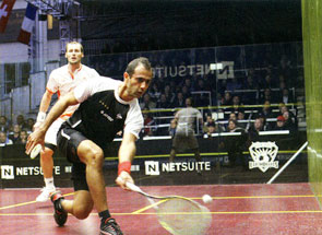 2012-12-Squash-p14-Amr-Shabana-e