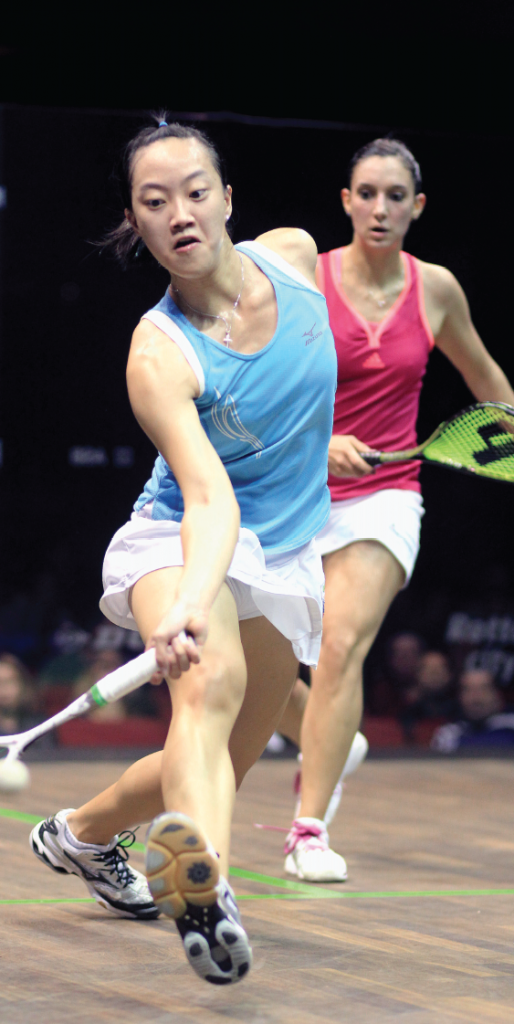 Malaysia's Low Wee Wern equaled her 2010 World Open performance by reaching the quarterfinals in 2011 by beating Camille Serme of France in the second round. 