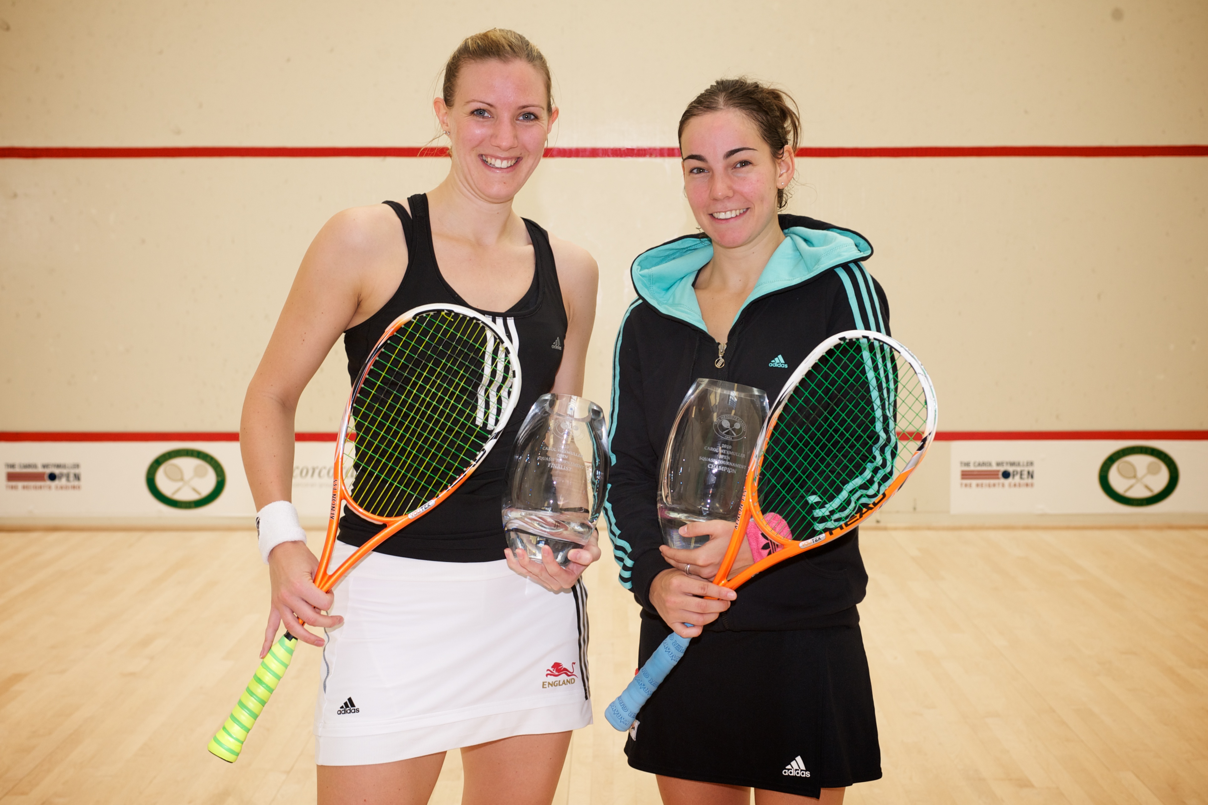 Teammates on England's World Team, Laura Massaro (L) and Jenny Duncalf both survived five-game marathons in the semifinals. But Duncalf dominated the final as Massaro was out of gas. For Duncalf, the 2010 Weymuller was a repeat performance of her title run last year.