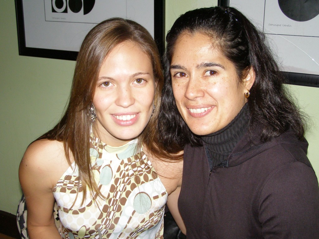 The two Isabels reunite—Isa (Isabel) Restrepo (left) first developed her squash game playing with Isabel Botero (right) at their local club in Bogota. Isa is now studying engineering at Brown University, while Isabelle is a professor in Normal, Illinois. What were the odds that they would reunite playing Howe Cup for two different teams and that they would end up playing each other. “I wish that I could say that age and wisdom prevailed over youth and skill,” said a smiling Botero after her match,” but that’s now how it turned out.”