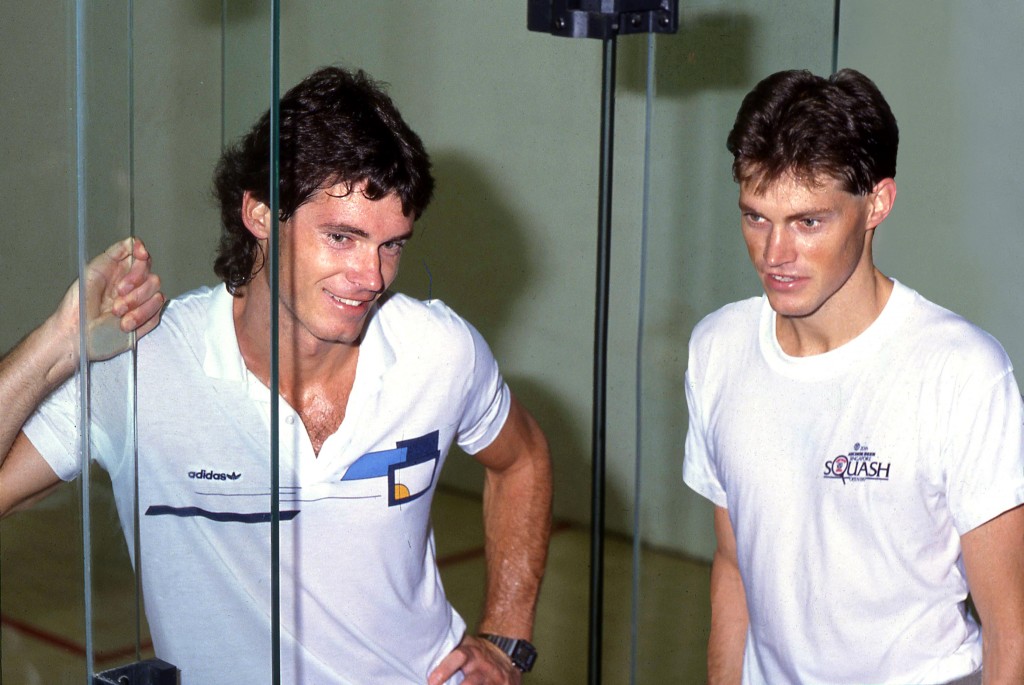 The following year, 1992 in South Africa, the brothers Martin—Brett (L) and rodney—squared-off in the World Open quarterfinals with Rodney escaping with the win in five.