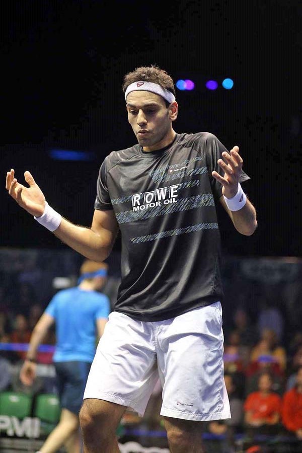 Mohamed Elshorbagy again failed to capture a world title, losing in the third round to James Willstrop.